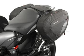 Panniers set sport for Honda