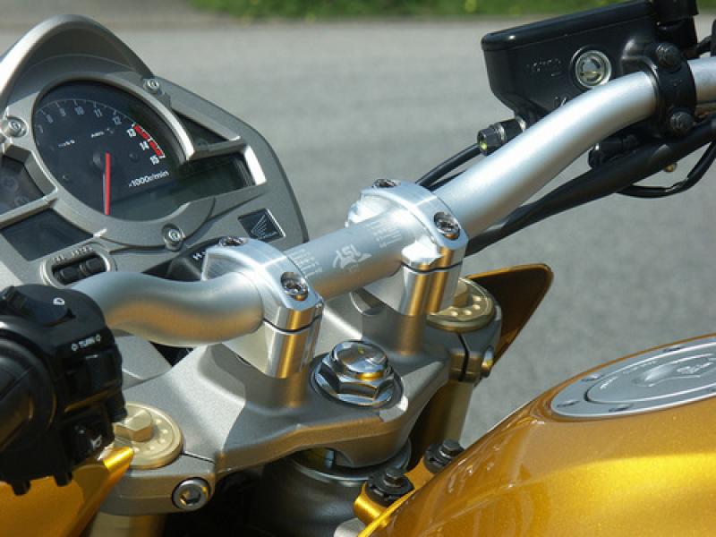 Klemmböcke Ø22,2/Ø28,6, silber, +25mm Anhebung