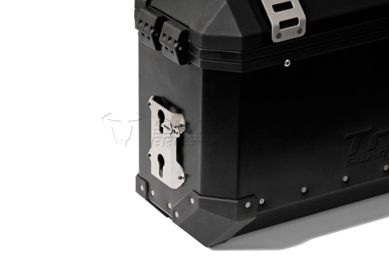 Universal mount for TraX